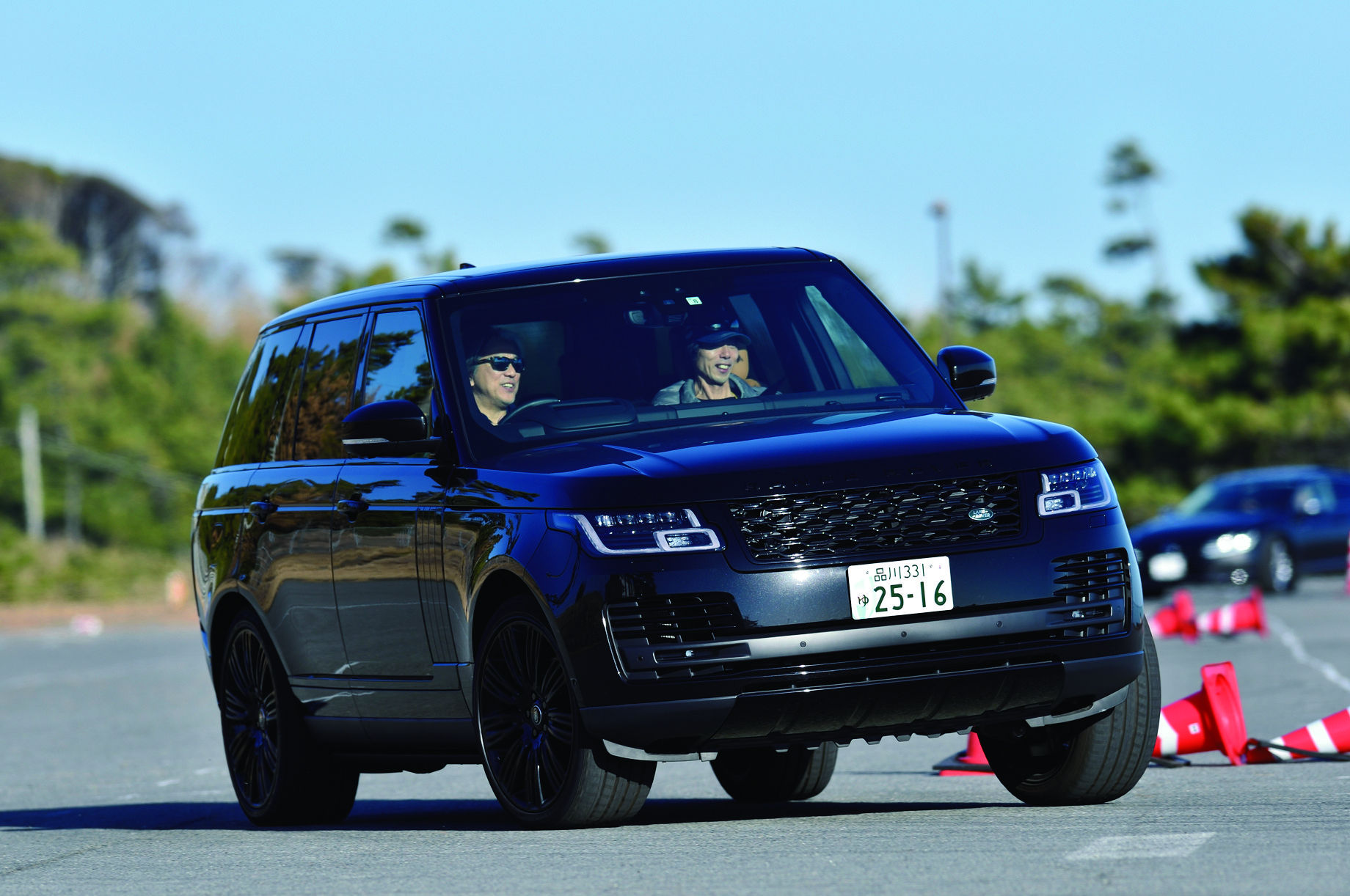 大トルクとエンジン音の静かさ 幸福感に包まれるレンジローバー Engine エンジン クルマ 時計 ファッション 男のライフスタイルメディア