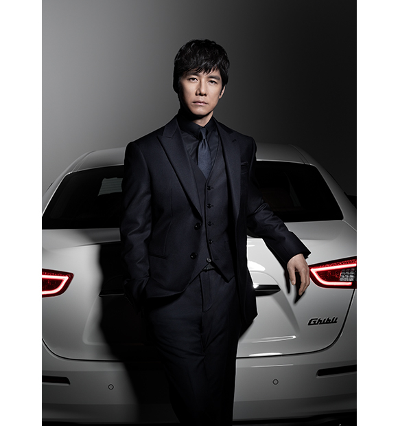 西島秀俊 上質を纏う ジョルジオ アルマーニ メイド トゥ オーダー の愉悦 Engine エンジン クルマ 時計 ファッション 男のライフスタイルメディア