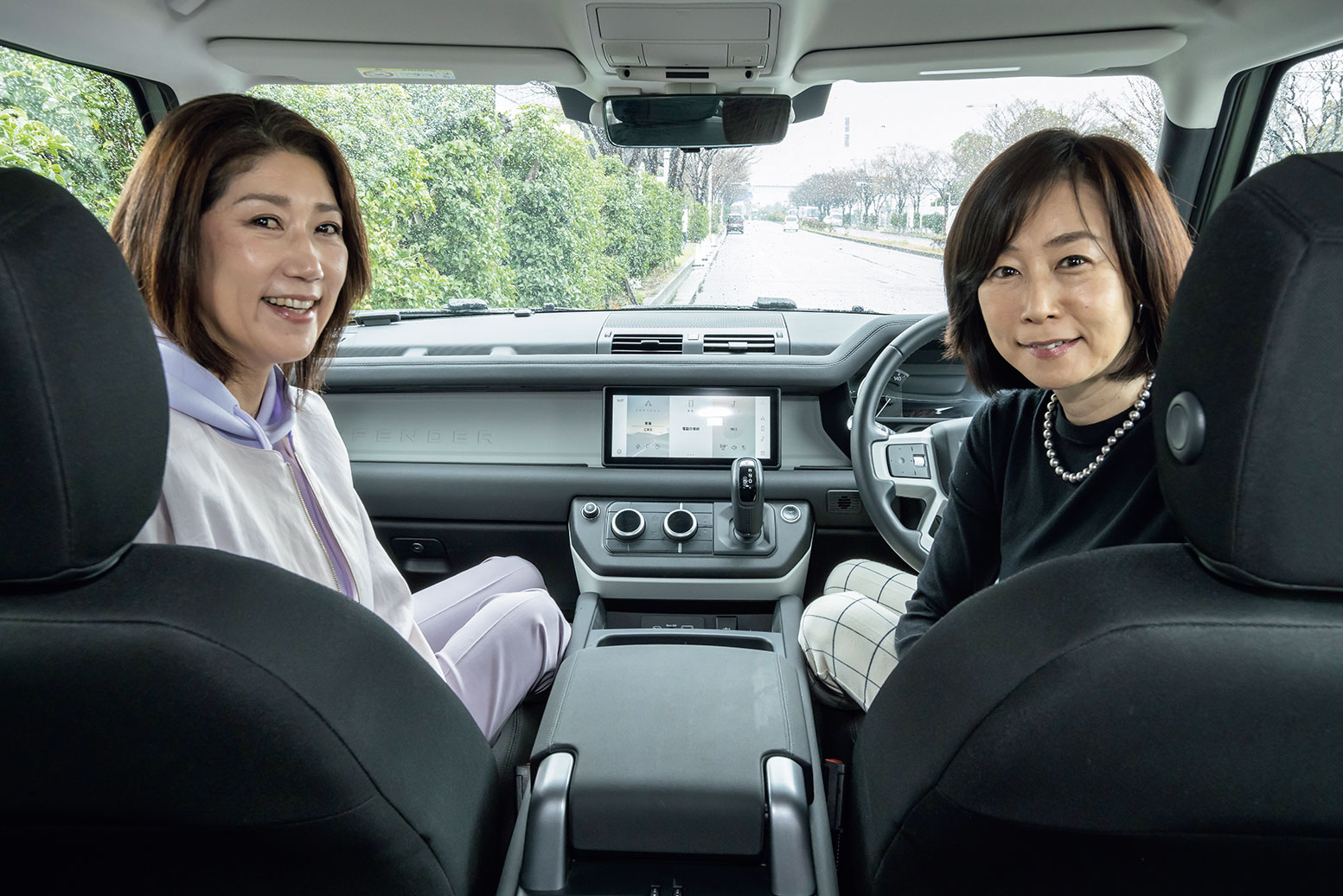 街で乗ってもカッコいいオフロードsuvはこの3台で決まり ジープ ラングラー メルセデスamg G63 ランドローバー ディフェンダー Engine エンジン クルマ 時計 ファッション 男のライフスタイルメディア