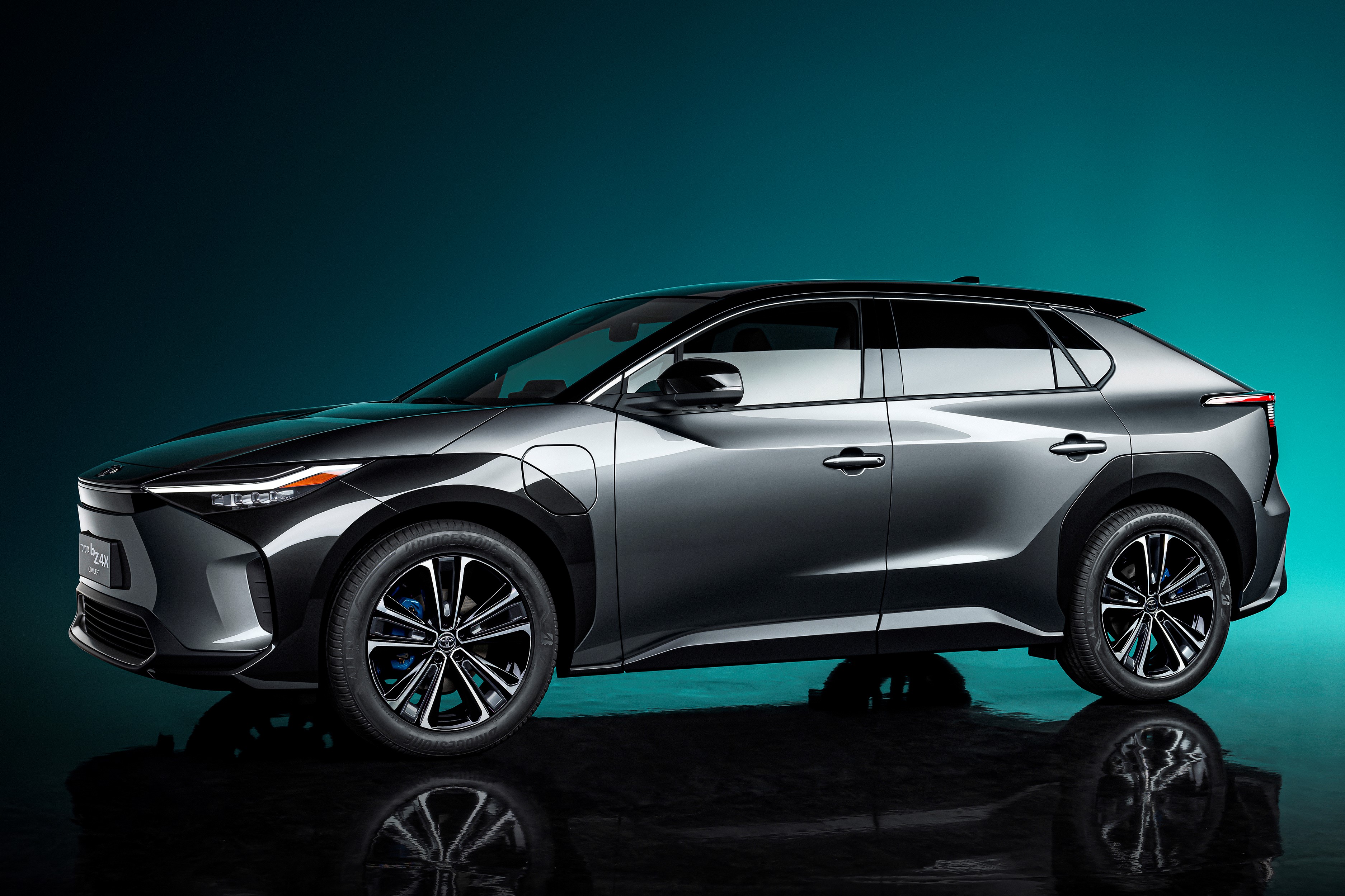 トヨタの電気自動車が本格始動 第1弾はスバルと共同開発したsuv Engine エンジン クルマ 時計 ファッション 男のライフスタイルメディア